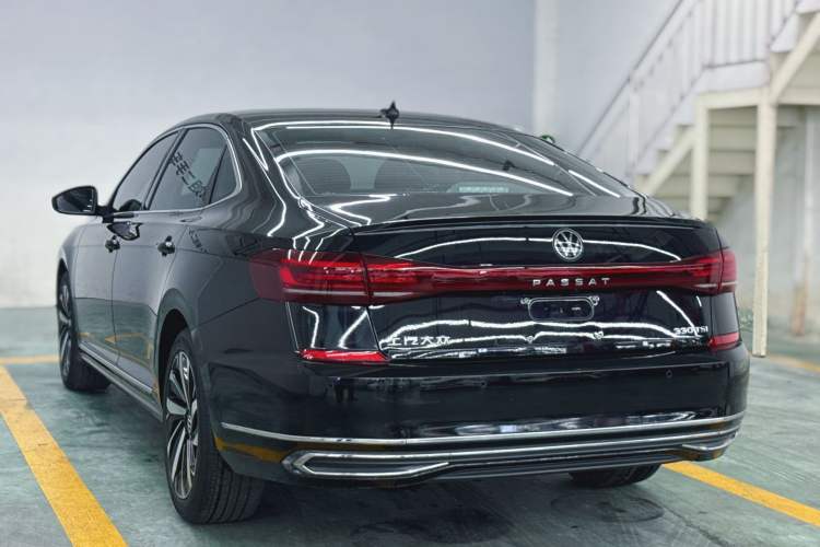 Used Volkswagen Passat 2023 330TSI Starry Elite Edition Exterior 2