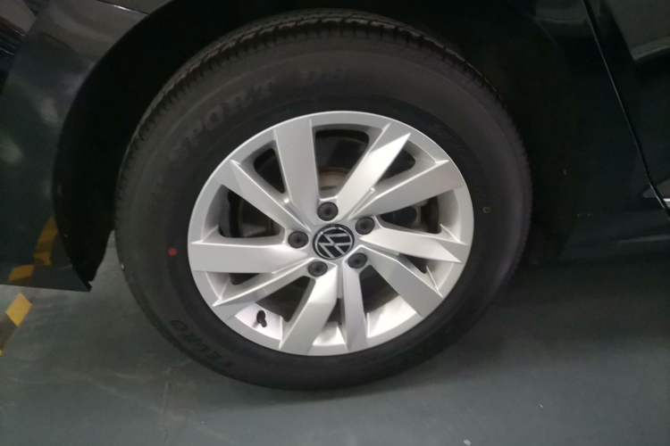 Used Volkswagen Passat 2023 Revised Version 280TSI Business Edition Exterior 2