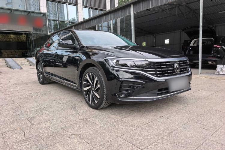Used Volkswagen Passat 2023 330TSI Elite Edition Exterior 2