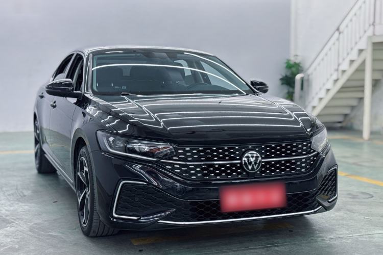Used Volkswagen Passat 2023 Revised 330TSI Starry Elite Edition Exterior 2