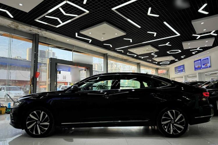 Used Volkswagen Passat 2023 Revised 330TSI Elite Edition Exterior 2