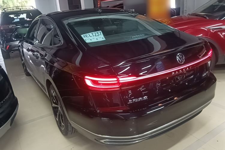 Used Volkswagen Passat 2023 Restyled 330TSI Starry Luxury Edition Exterior 2