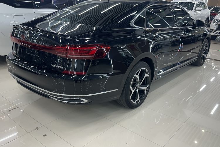 Used Volkswagen Passat 2023 Revised 330TSI Starry Elite Edition Exterior 3