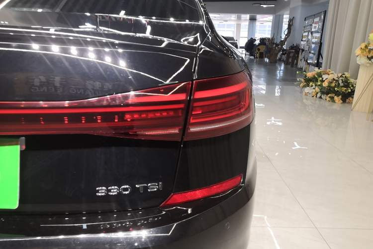 Used Volkswagen Passat 2023 Facelift 330TSI Luxury Edition Exterior 3