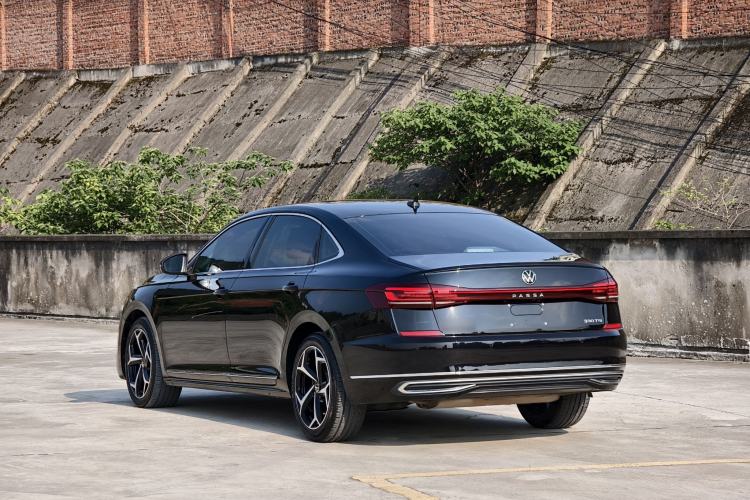 Used Volkswagen Passat 2023 Revised 330TSI Starry Elite Edition Exterior 3