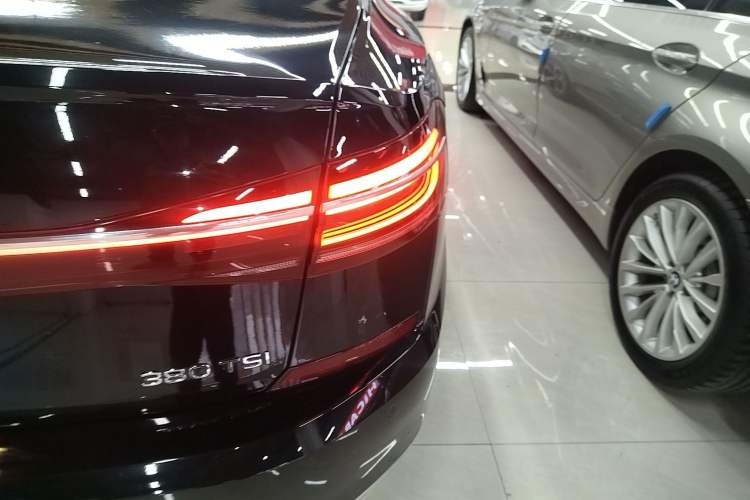 Used Volkswagen Passat 2023 330TSI Starry Elite Edition Exterior 3