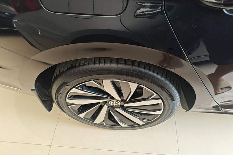 Used Volkswagen Passat 2023 Revised 330TSI Elite Edition Exterior 3