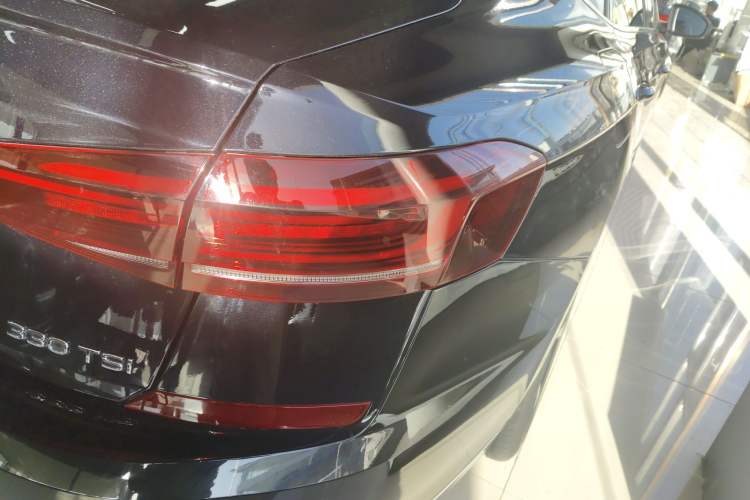 Used Volkswagen Passat 2023 Revised 330TSI Starry Elite Edition Exterior 3