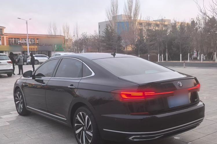 Used Volkswagen Passat 2023 Revised 380TSI Luxury Edition Exterior 3