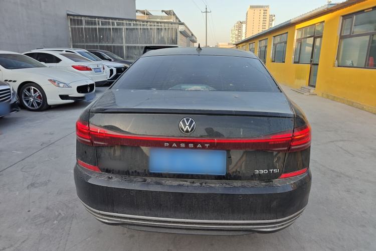 Used Volkswagen Passat 2023 330TSI Elite Edition Exterior 4