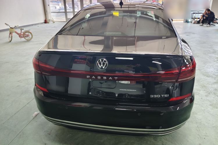 Used Volkswagen Passat 2023 330TSI Elite Edition Exterior 4