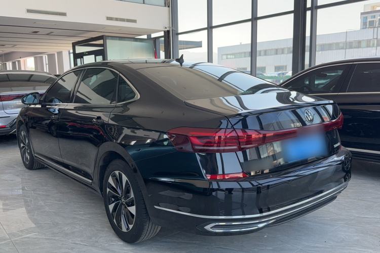 Used Volkswagen Passat 2023 Revised 330TSI Starry Elite Edition Exterior 4