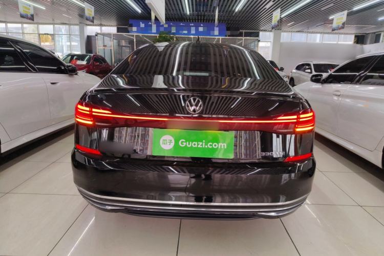 Used Volkswagen Passat 2023 Restyled 330TSI Starry Luxury Edition Exterior 4