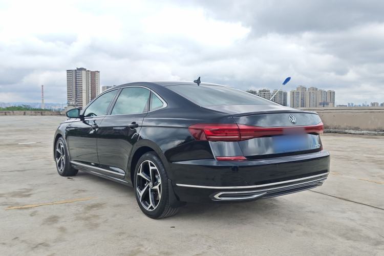 Used Volkswagen Passat 2023 Revised 330TSI Starry Elite Edition Exterior 4