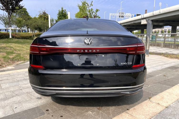 Used Volkswagen Passat 2023 Revised 330TSI Starry Elite Edition Exterior 4