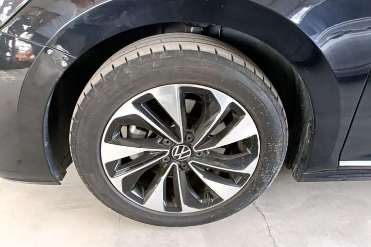 Used Volkswagen Passat 2023 330TSI Starry Elite Edition Exterior 4