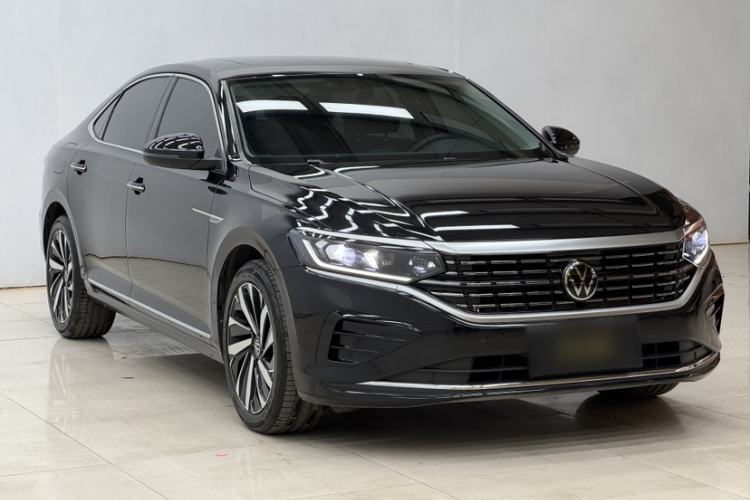 Used Volkswagen Passat 2023 Revised 330TSI Elite Edition Exterior 4