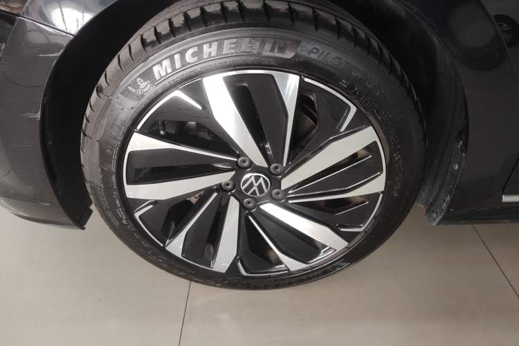 Used Volkswagen Passat 2023 330TSI Elite Edition Exterior 4
