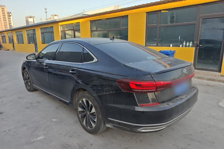 Used Volkswagen Passat 2023 330TSI Elite Edition Exterior 5