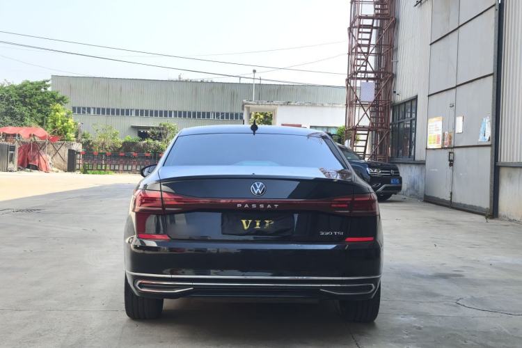 Used Volkswagen Passat 2023 Restyled 330TSI Starry Luxury Edition Exterior 5