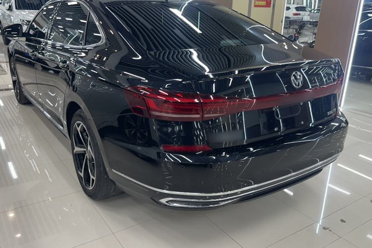 Used Volkswagen Passat 2023 Revised 330TSI Starry Elite Edition Exterior 5