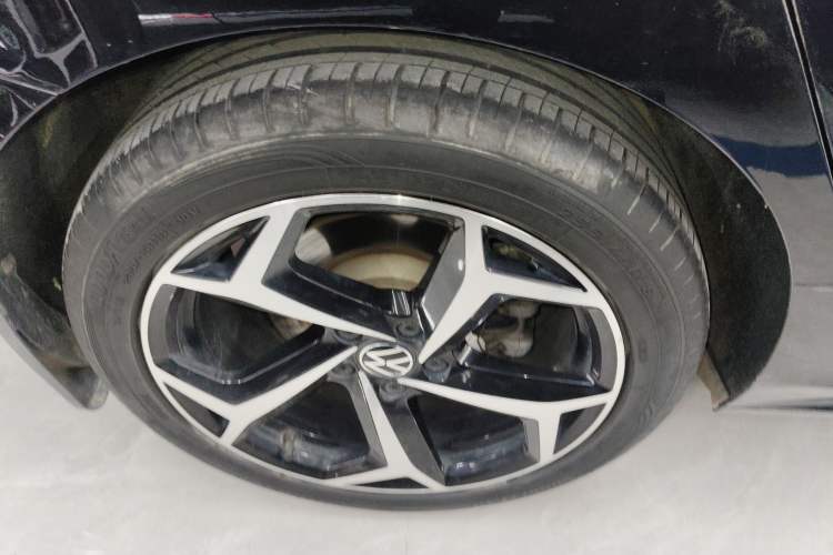 Used Volkswagen Passat 2023 Restyled 330TSI Starry Luxury Edition Exterior 5
