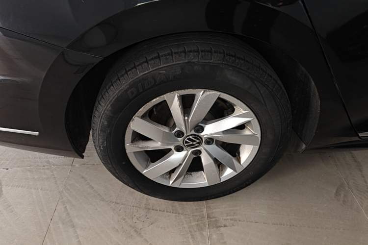 Used Volkswagen Passat 2023 280TSI Business Edition Exterior 5