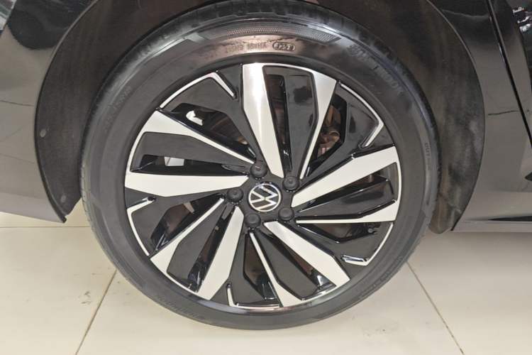 Used Volkswagen Passat 2023 Revised 330TSI Elite Edition Exterior 5