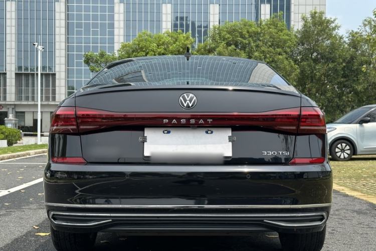 Used Volkswagen Passat 2023 Revised 330TSI Starry Luxury Edition Exterior 5