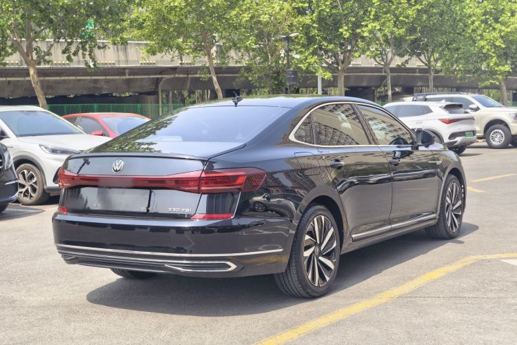 Used Volkswagen Passat 2023 Revised 330TSI Elite Edition Exterior 5