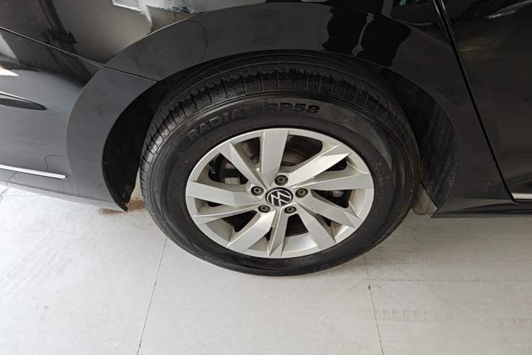 Used Volkswagen Passat 2023 280TSI Business Edition Exterior 5