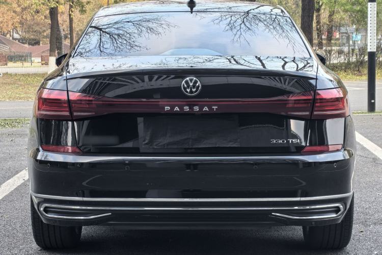 Used Volkswagen Passat 2023 Restyled 330TSI Starry Luxury Edition Exterior 6