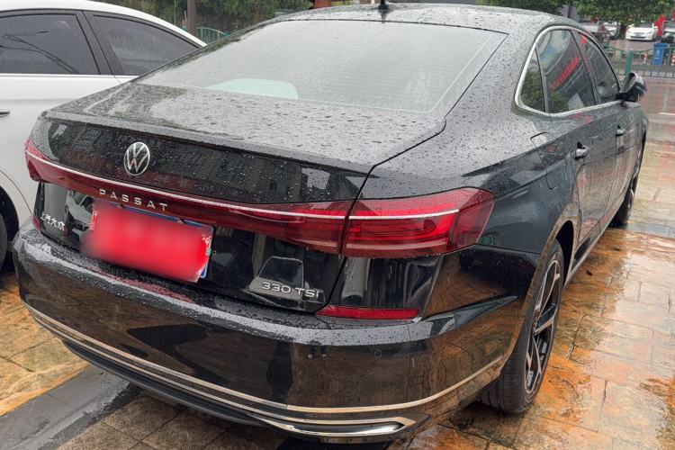 Used Volkswagen Passat 2023 330TSI Starry Elite Edition Exterior 6