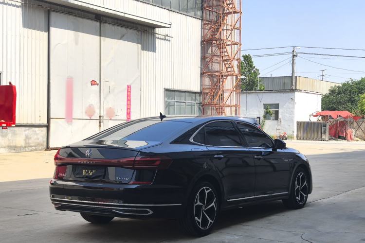 Used Volkswagen Passat 2023 Restyled 330TSI Starry Luxury Edition Exterior 6