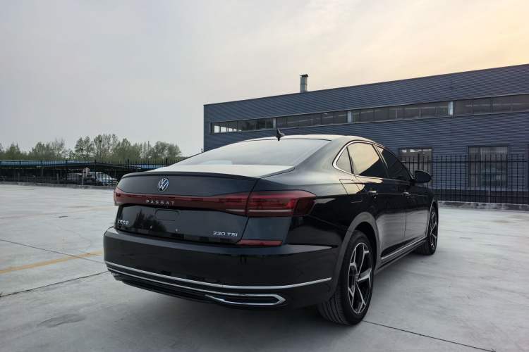 Used Volkswagen Passat 2023 Revised 330TSI Starry Elite Edition Exterior 6
