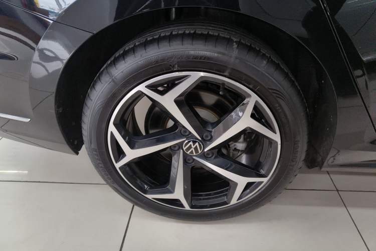 Used Volkswagen Passat 2023 Restyled 330TSI Starry Luxury Edition Exterior 8