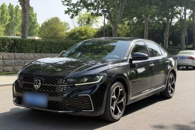 Used Volkswagen Passat 2023 330TSI Starry Elite Edition