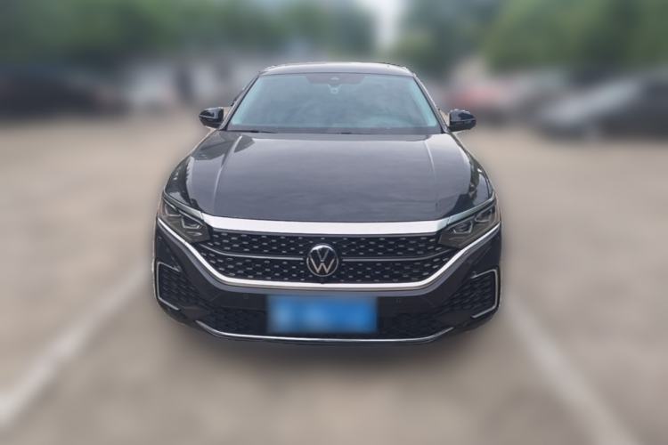 Used Volkswagen Passat 2023 Facelift 330TSI Prestige Edition Front