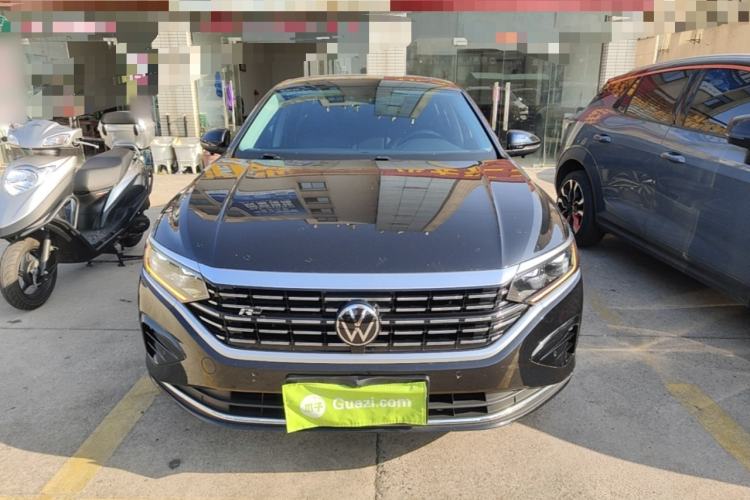 Used Volkswagen Passat 2023 330TSI Elite Edition Front