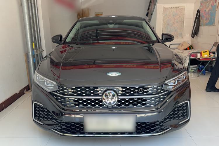 Used Volkswagen Passat 2023 Restyled 330TSI Starry Luxury Edition Front