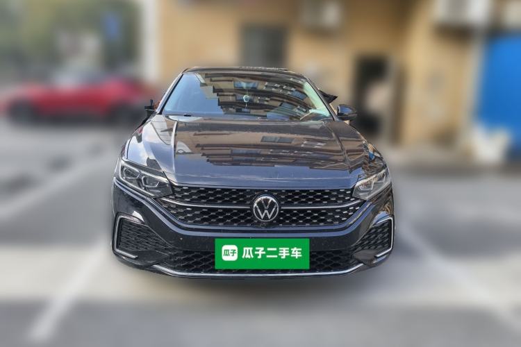 Used Volkswagen Passat 2023 Restyled 330TSI Starry Luxury Edition Front