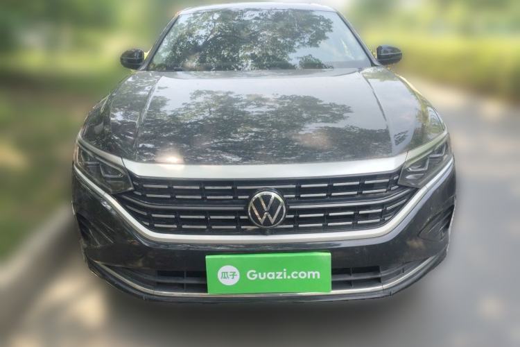 Used Volkswagen Passat 2023 Facelift 330TSI Prestige Edition Front