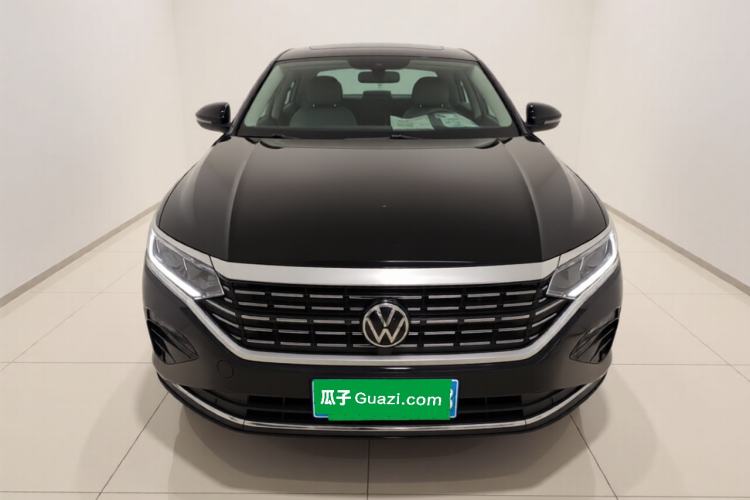 Used Volkswagen Passat 2023 330TSI Elite Edition Front