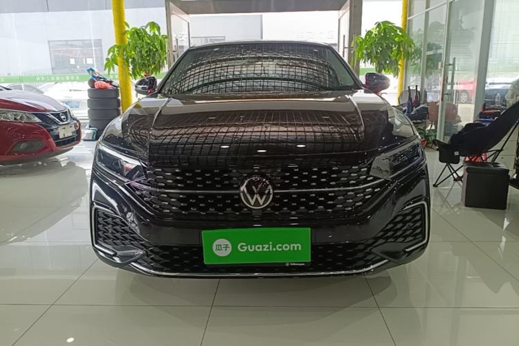 Used Volkswagen Passat 2023 330TSI Starry Elite Edition Front