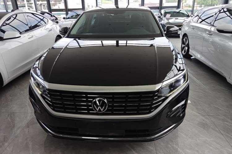 Used Volkswagen Passat 2023 330TSI Elite Edition Front