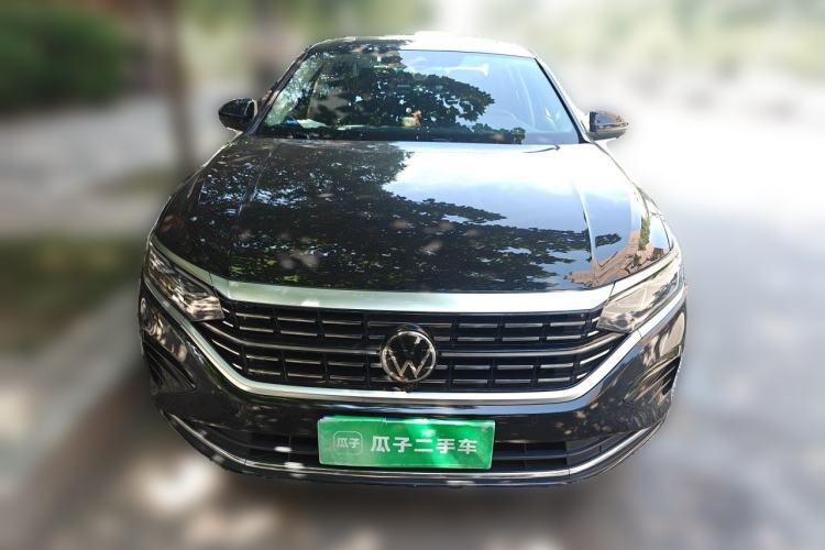 Used Volkswagen Passat 2023 Facelift 330TSI Luxury Edition Front