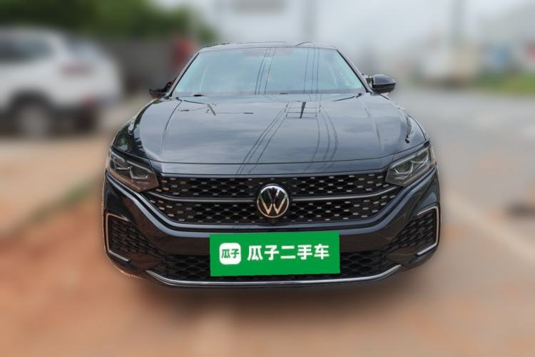 Used Volkswagen Passat 2023 Restyled 330TSI Starry Luxury Edition Front