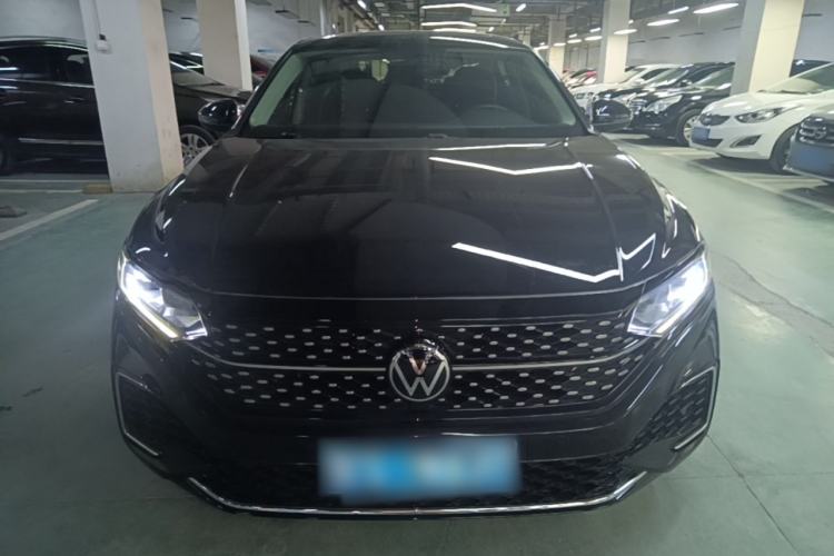 Used Volkswagen Passat 2023 330TSI Starry Elite Edition Front