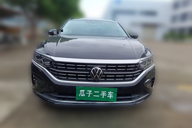 Used Volkswagen Passat 2023 Facelift 330TSI Luxury Edition Front