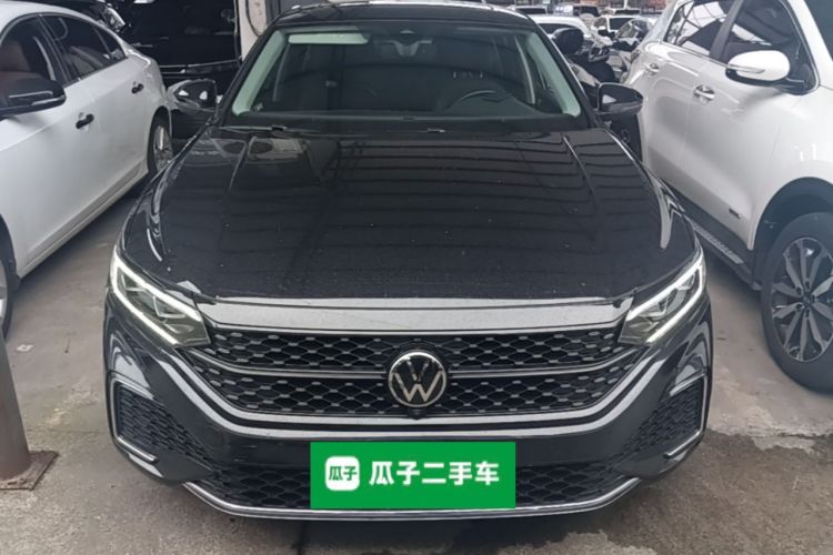 Used Volkswagen Passat 2023 Restyled 330TSI Starry Luxury Edition Front